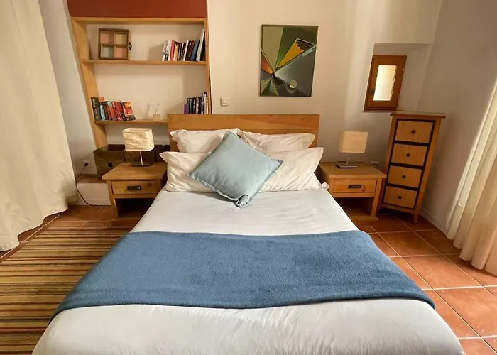 1 Bed Apartment With Private Courtyard